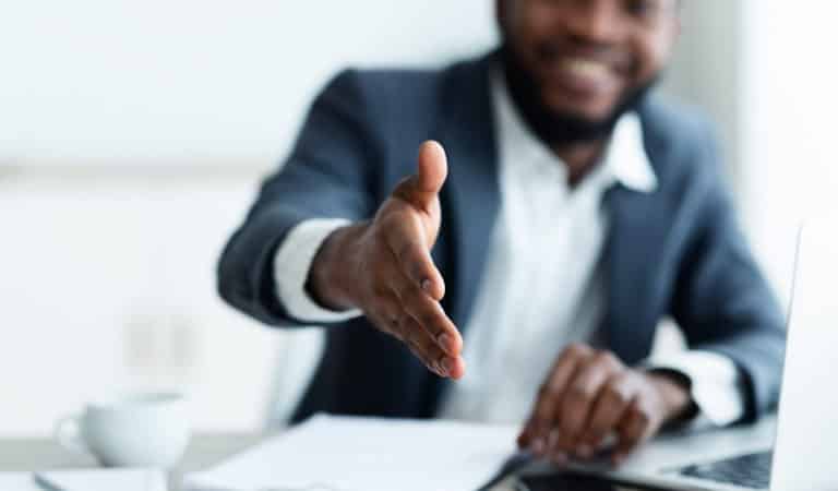 How To Message Someone On LinkedIn Who Is Not A Connection